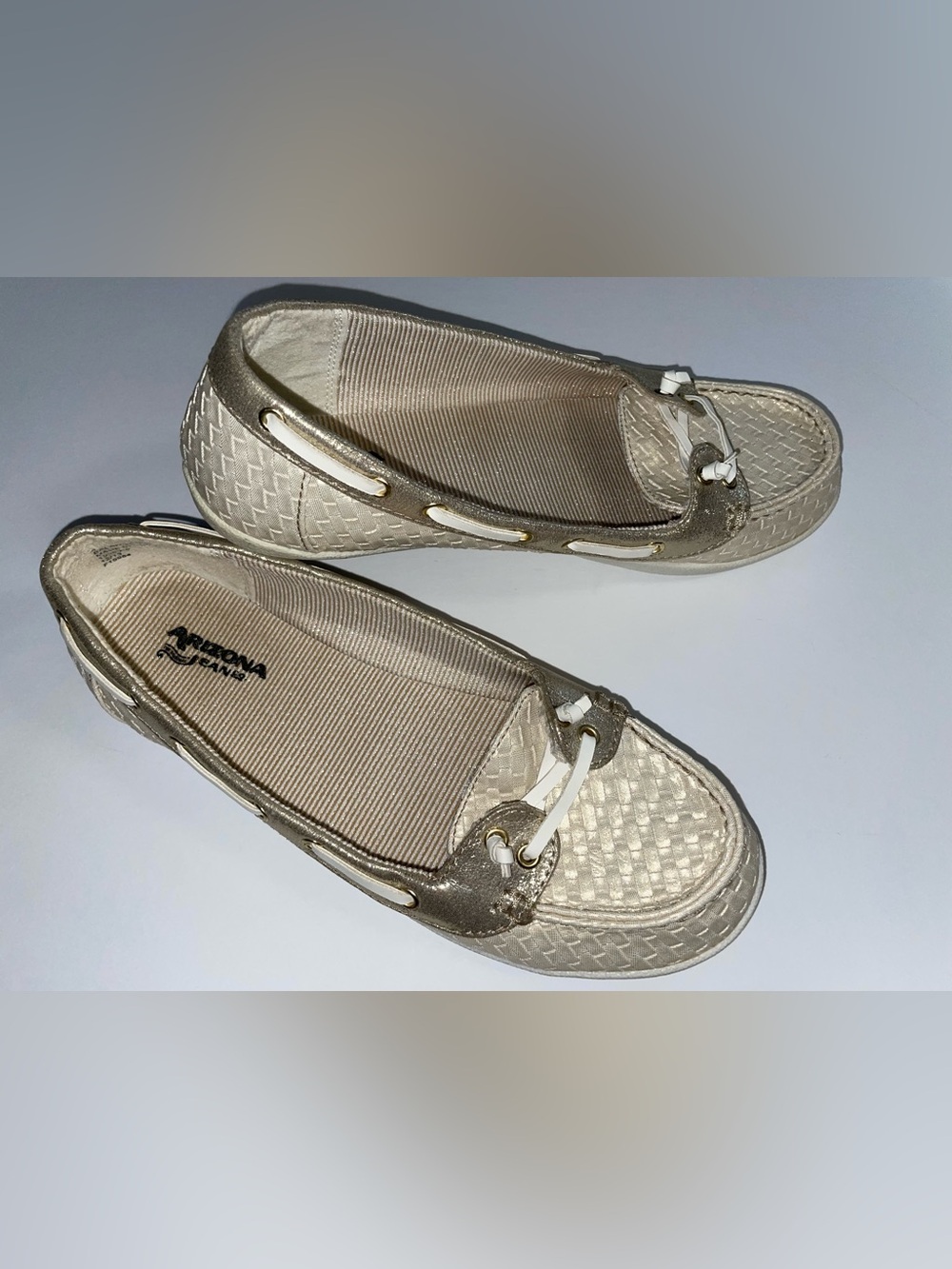 Arizona Jean Co Woven Gold Shimmer Boat Shoe Loafer Women’s Size 8.5 Medium